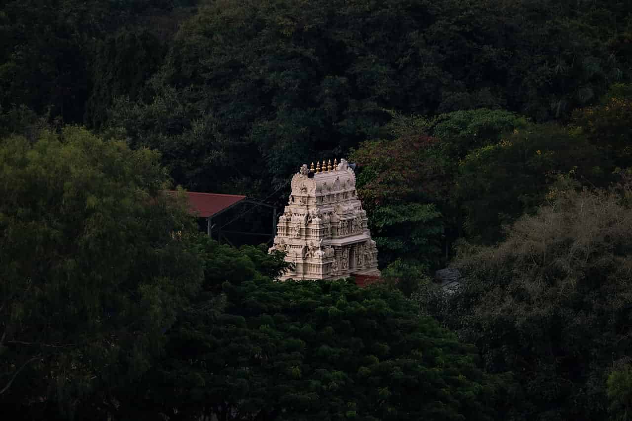சண்முக கவசம்